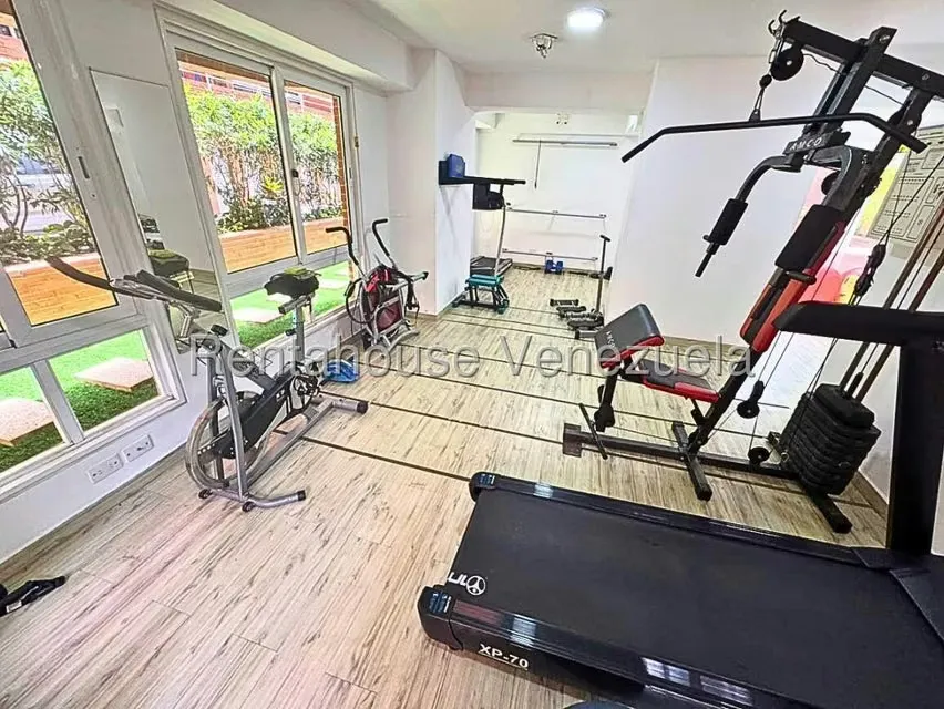 Apartamento (Multiples Niveles) en Alquiler en El Rosal, Distrito Metropolitano - 34