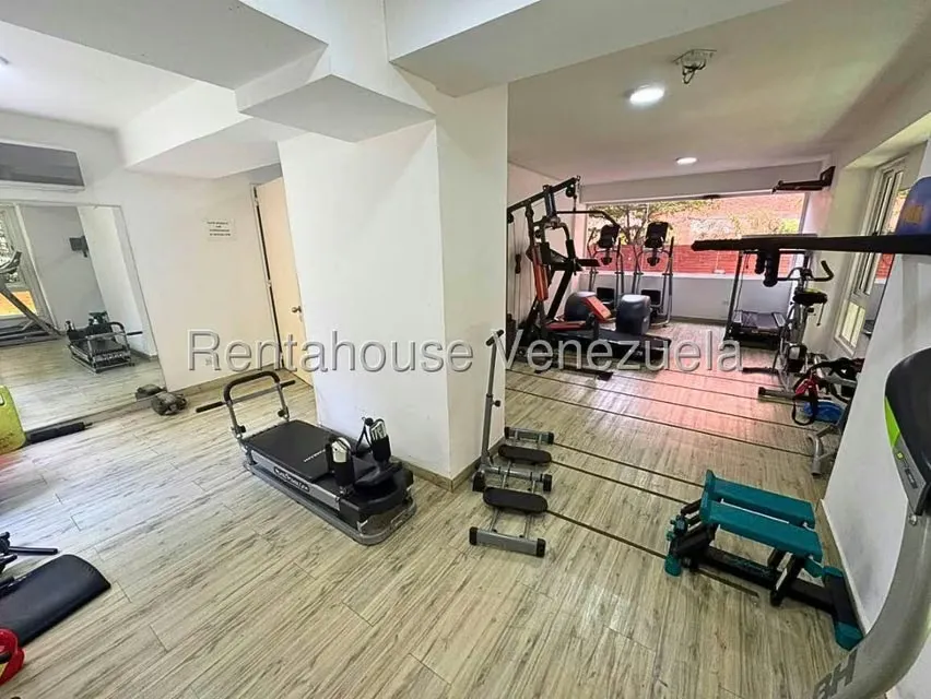 Apartamento (Multiples Niveles) en Alquiler en El Rosal, Distrito Metropolitano - 36