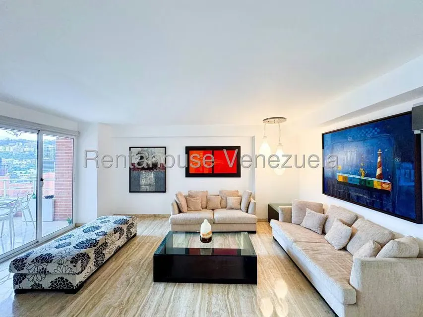 Apartamento (Multiples Niveles) en Alquiler en El Rosal, Distrito Metropolitano - 5