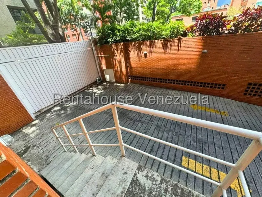 Apartamento (Multiples Niveles) en Alquiler en El Rosal, Distrito Metropolitano - 43