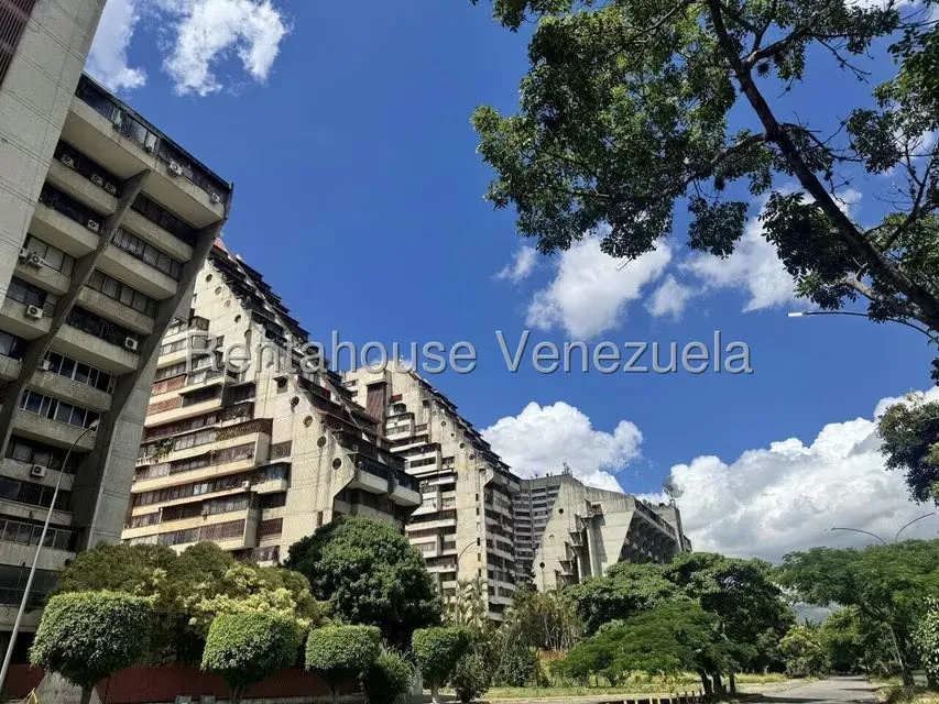 Apartamento (Duplex) en Venta en Montalban II, Distrito Metropolitano - 2