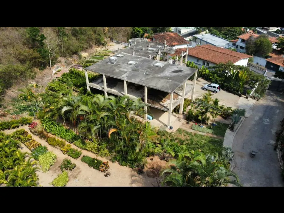 Se vende terreno 3000m² Prados del este