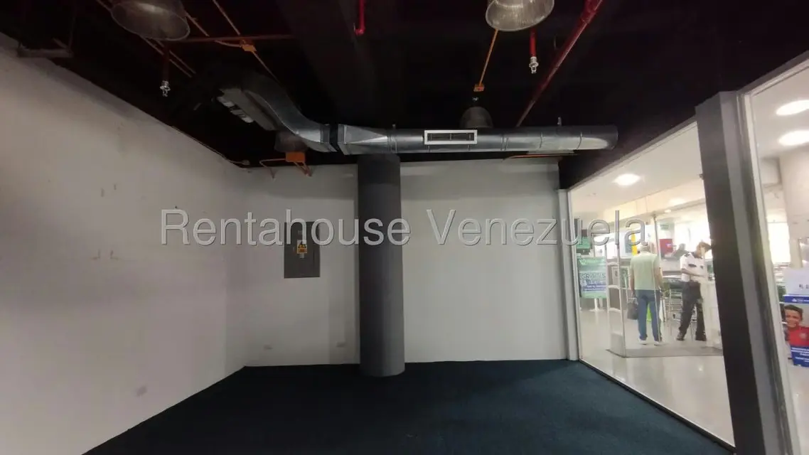 Local Comercial en Alquiler en Colinas de Valle Arriba, Distrito Metropolitano - 4