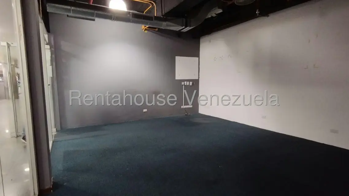 Local Comercial en Alquiler en Colinas de Valle Arriba, Distrito Metropolitano - 6