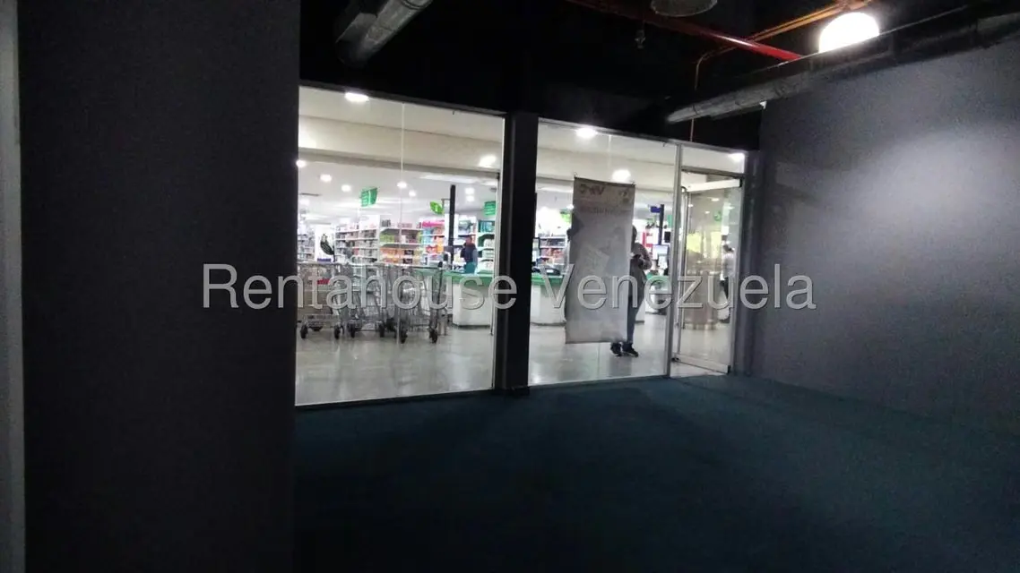 Local Comercial en Alquiler en Colinas de Valle Arriba, Distrito Metropolitano - 8