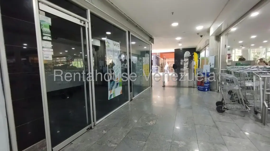Local Comercial en Alquiler en Colinas de Valle Arriba, Distrito Metropolitano - 9