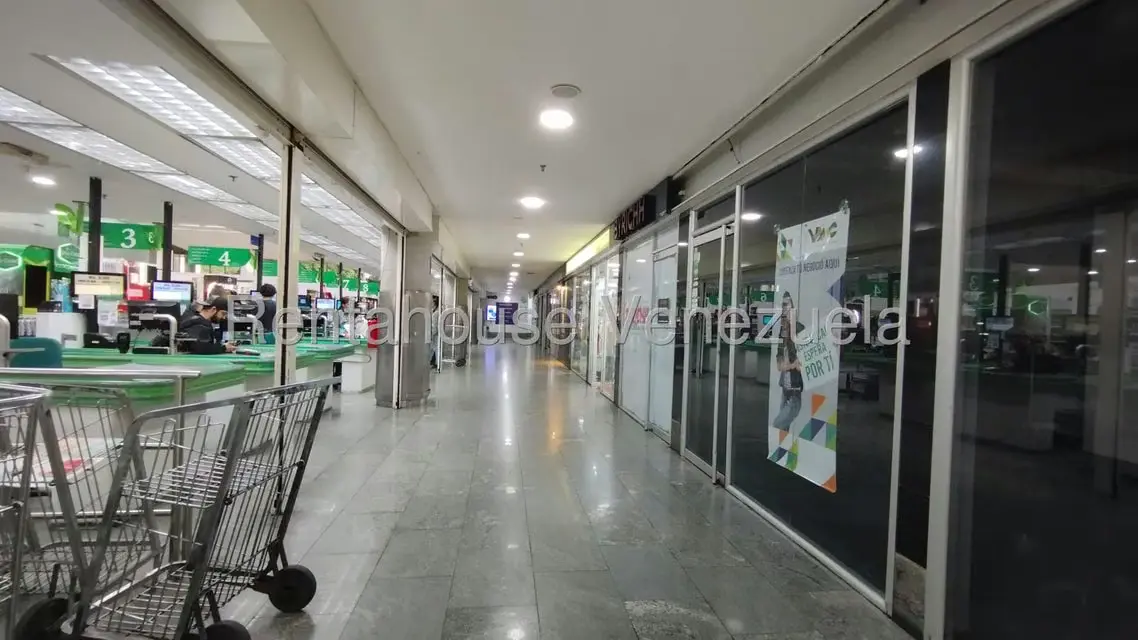 Local Comercial en Alquiler en Colinas de Valle Arriba, Distrito Metropolitano - 10