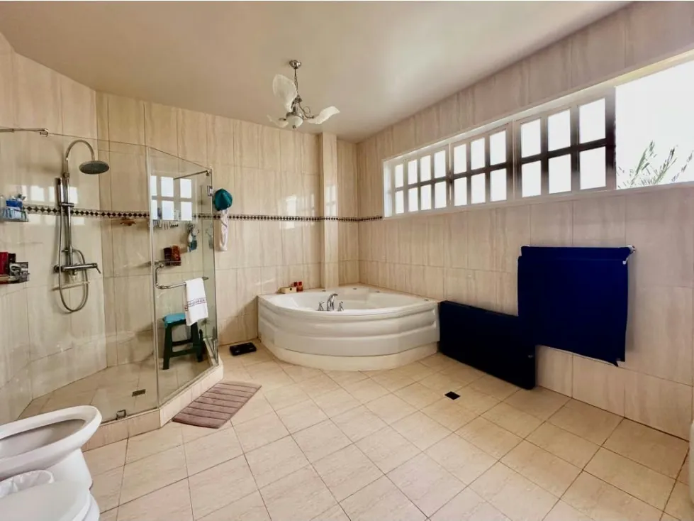 En venta casa ubicada en Colinas de Bello Monte - 54