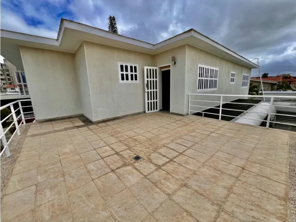 En venta casa ubicada en Colinas de Bello Monte - 63
