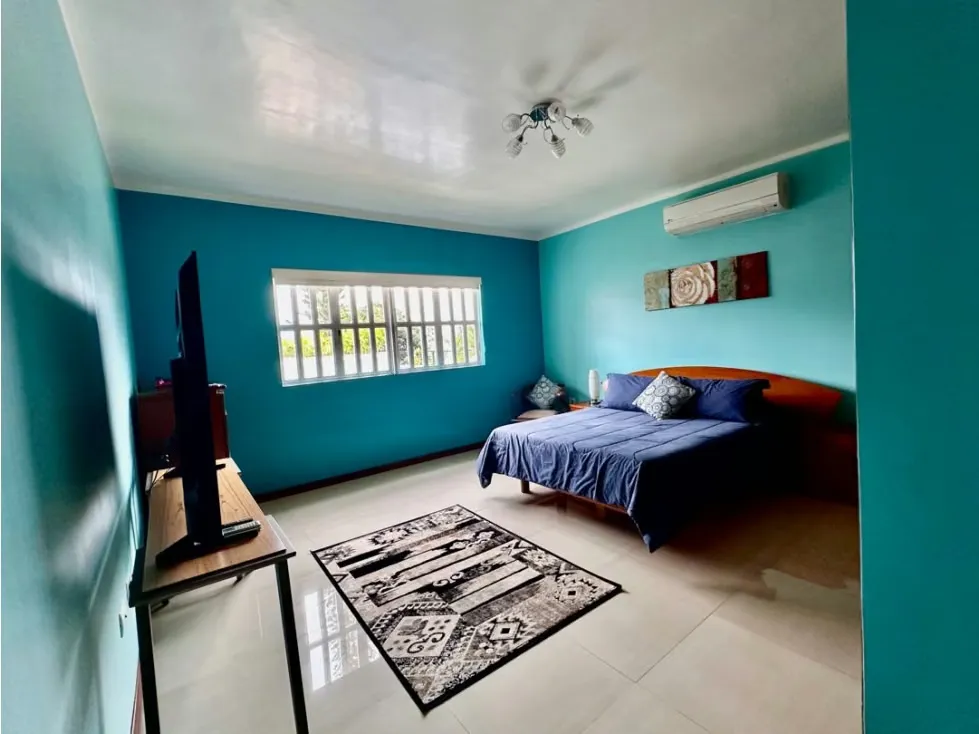 En venta casa ubicada en Colinas de Bello Monte - 65