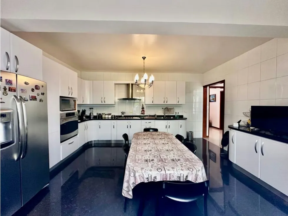 En venta casa ubicada en Colinas de Bello Monte - 71
