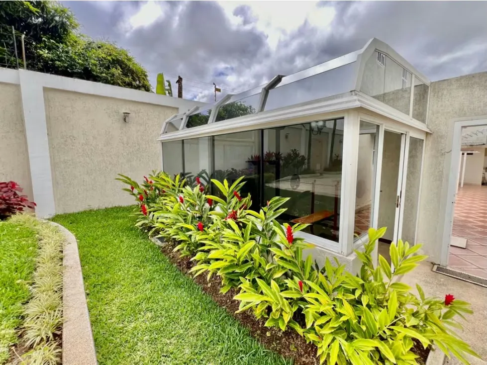 En venta casa ubicada en Colinas de Bello Monte - 80
