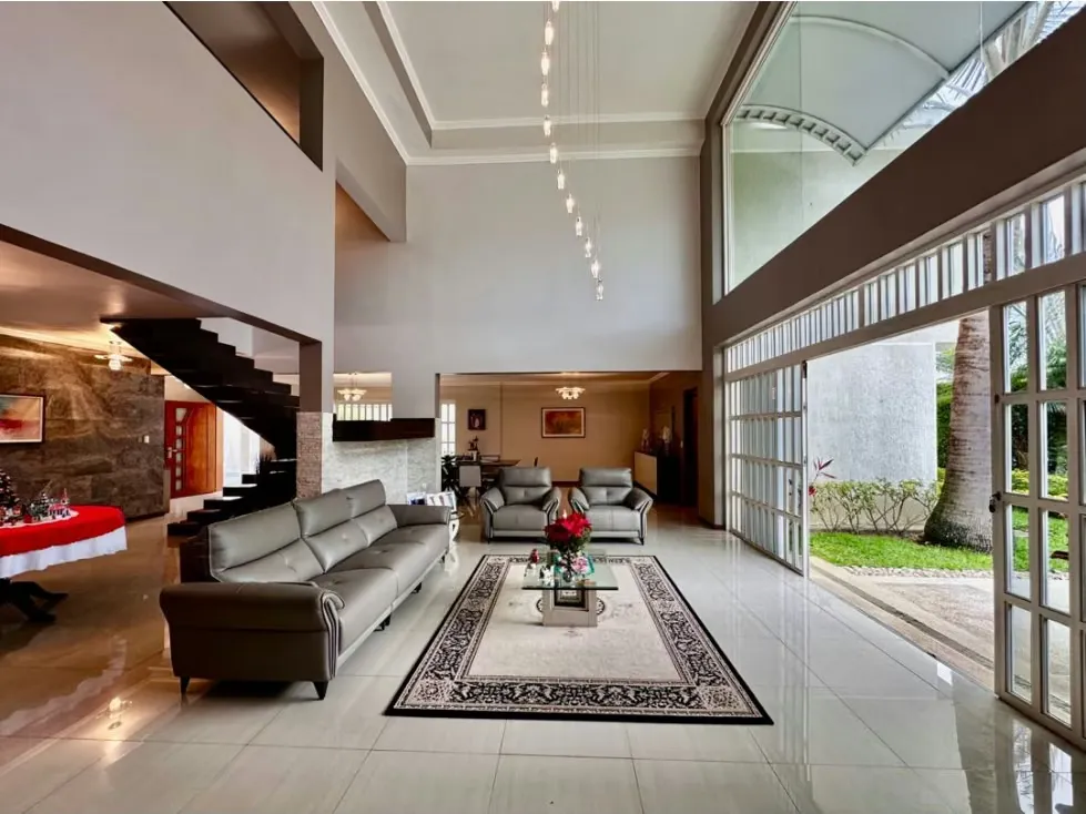 En venta casa ubicada en Colinas de Bello Monte - 97
