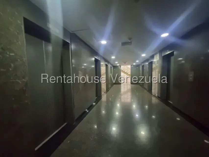 Oficina en Venta en Sabana Grande, Distrito Metropolitano - 2