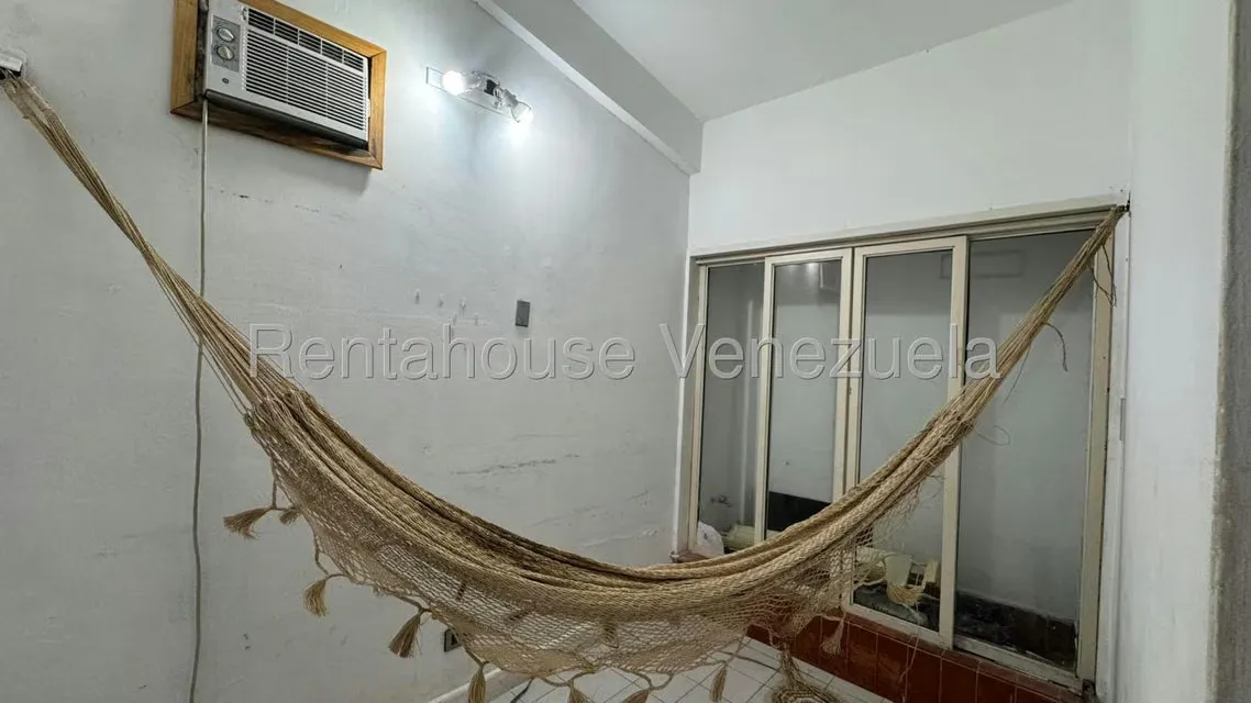 Casa (Duplex) en Alquiler en El Limon, Aragua - 24