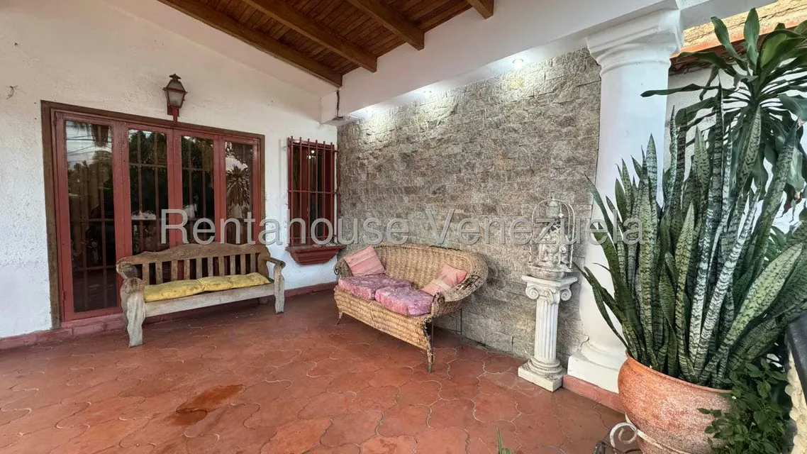 Casa (Duplex) en Alquiler en El Limon, Aragua - 5