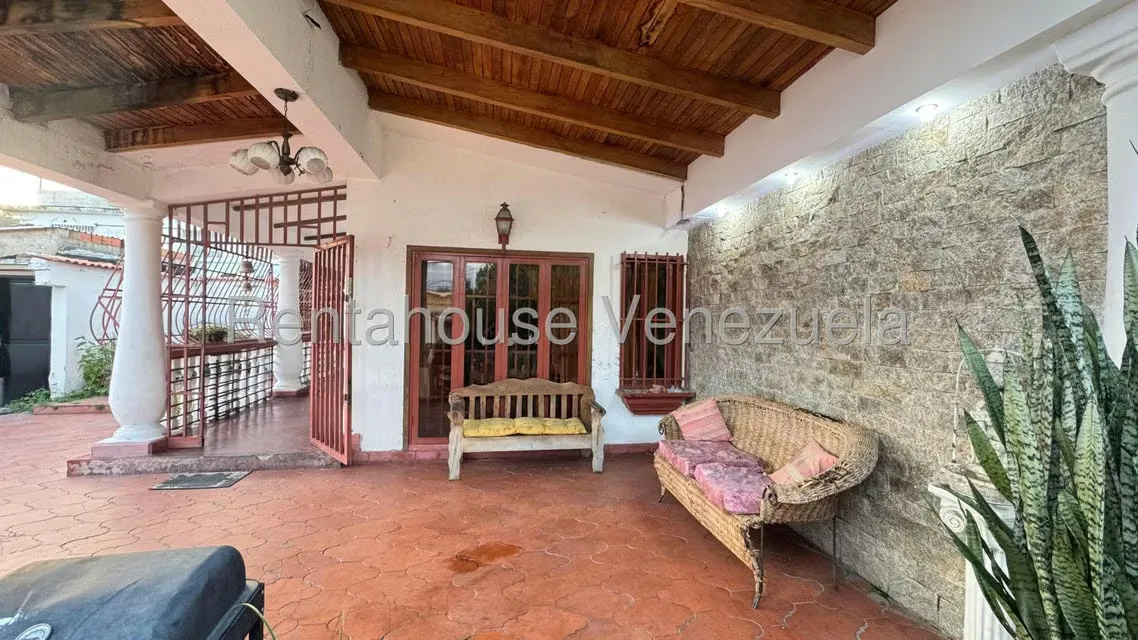 Casa (Duplex) en Alquiler en El Limon, Aragua - 6