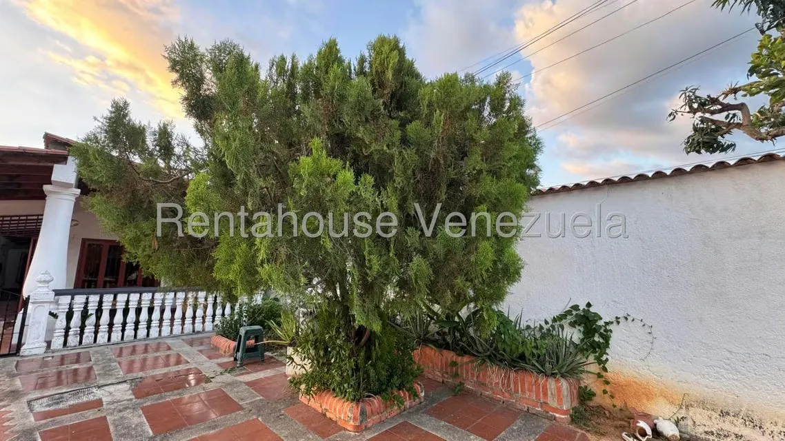 Casa (Duplex) en Alquiler en El Limon, Aragua - 7