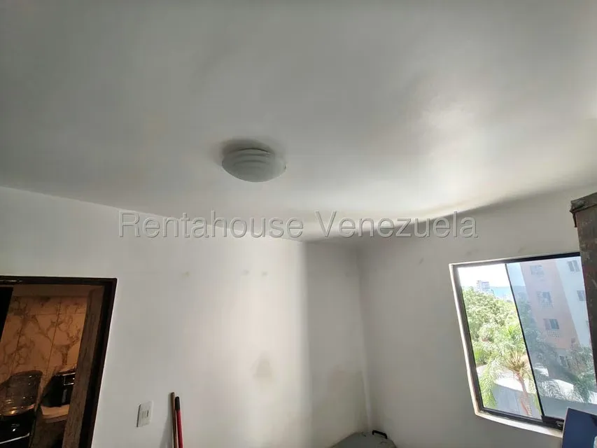 Apartamento (1 Nivel) en Venta en El Parral, Carabobo - 35