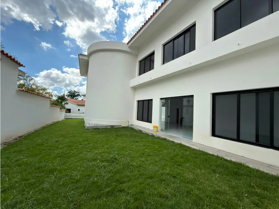 Se vende Casa 936m² 5h+s/6.5b/7p Country Club