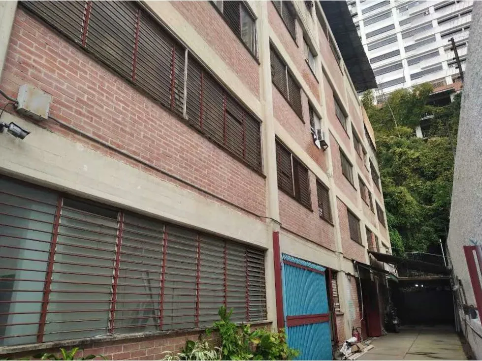 Venta edificio industrial 1190mts2 Palo Verde 3164 - 3