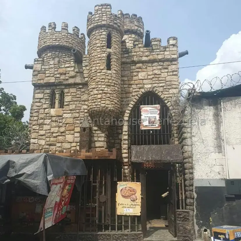 Comercial (Local Comercial) en Venta en Guatire, Miranda
