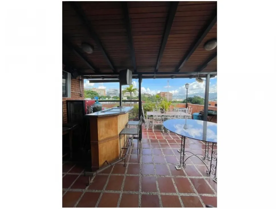 Vendo edificio comercial 870m2 Los Chorros 4528 - 25