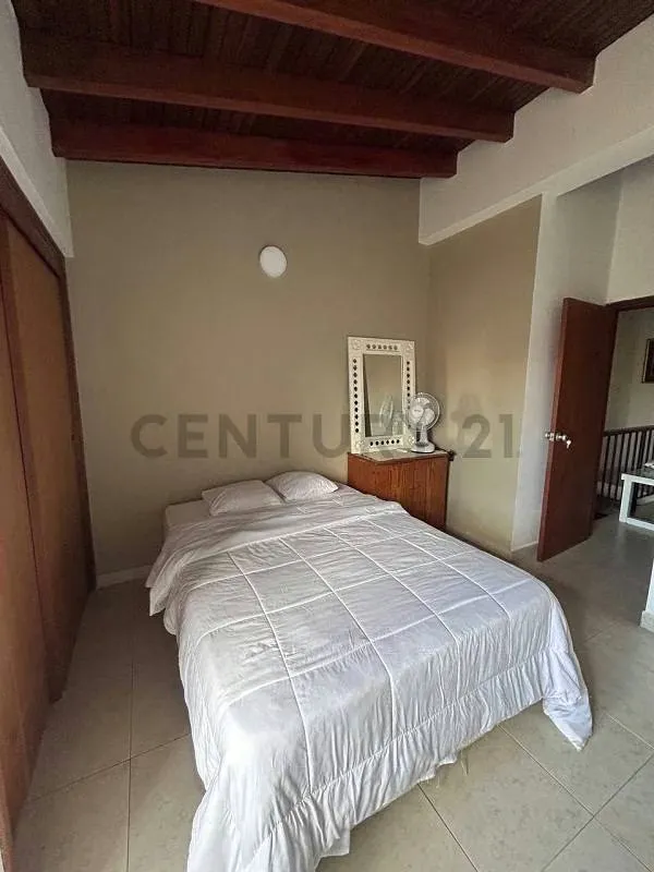 Townhouse en Los Robles - 20