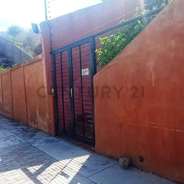 Townhouse en Los Robles - 3