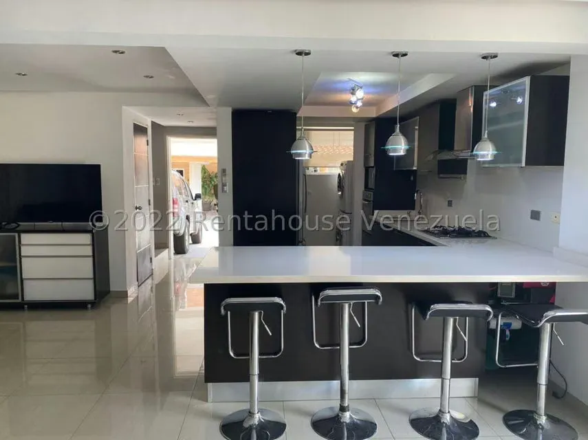 Townhouse (Multiples Niveles) en Venta en Manongo, Carabobo - 2