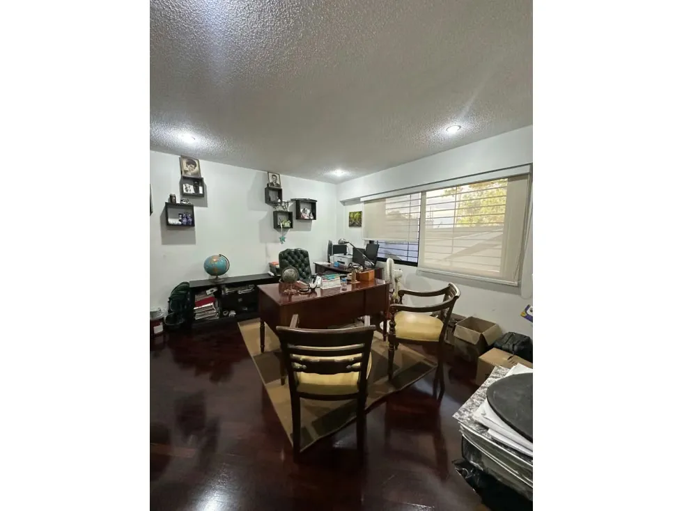 Vendo casa en calle cerrada 600m2 La Lagunita 5657 - 21