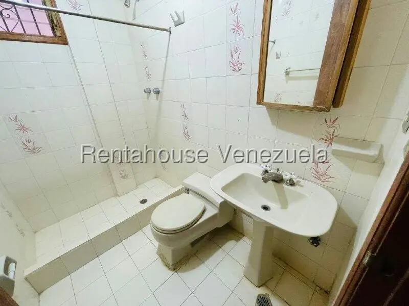 Casa (1 Nivel) en Venta en Valle Alto, Aragua - 33