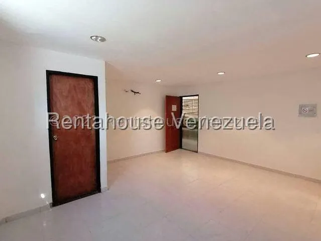 Comercial (Consultorio Medico) en Alquiler en Centro, Lara - 10