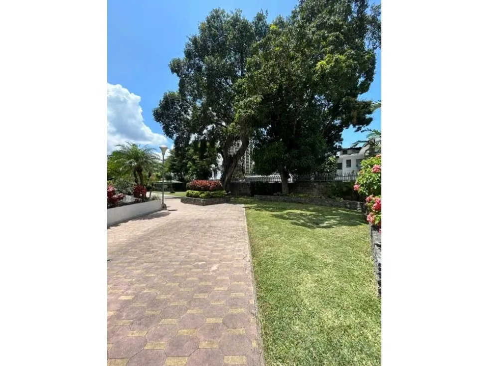 Alquilo PH duplex 400m2 Altamira 0945 - 2