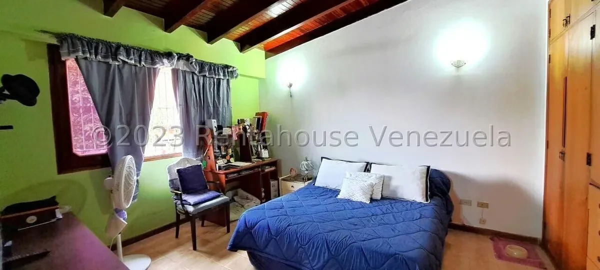 Casa (Multipes Niveles) en Venta en Los Samanes, Distrito Metropolitano - 25