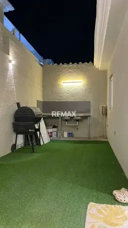 View 10