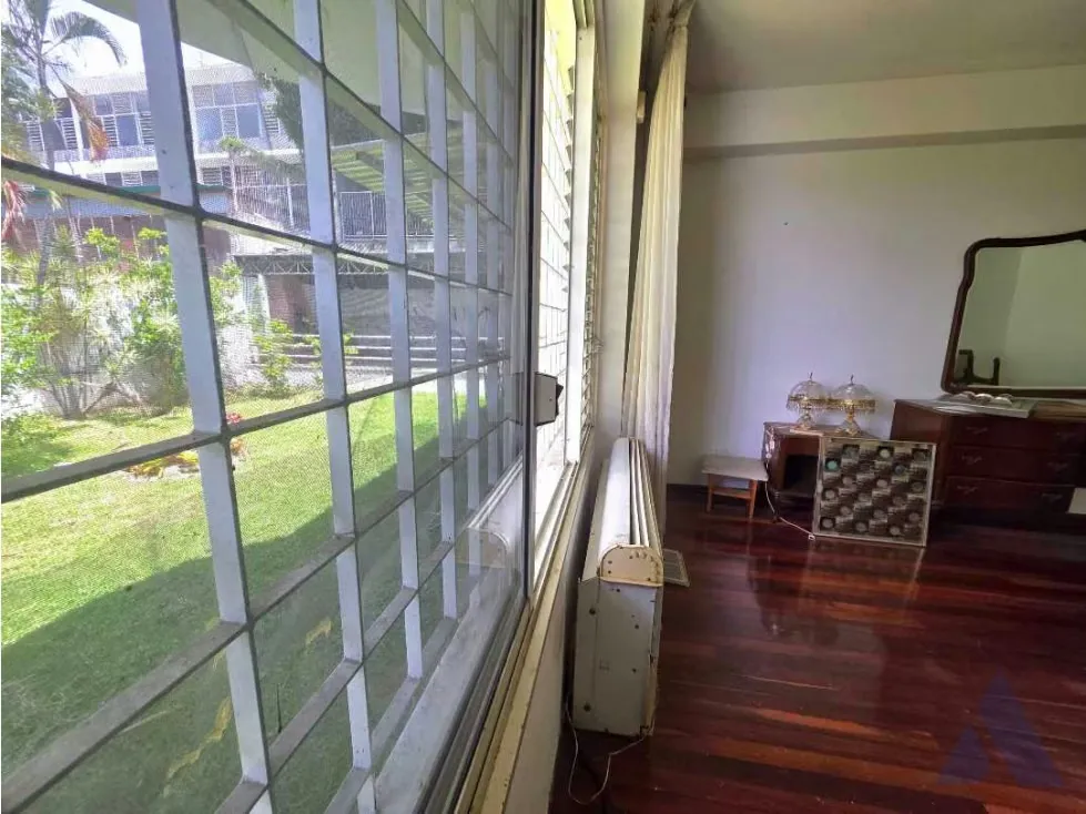 Vendo casa duplex 647m2 Country Club 4516 - 4