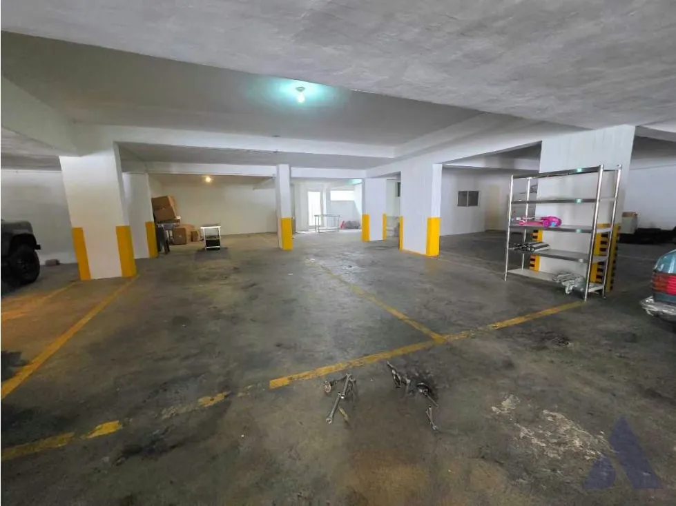Vendo casa duplex 647m2 Country Club 4516 - 9