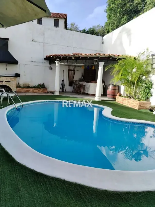 Venta de casas en Colinas de Santa Rosa - 16