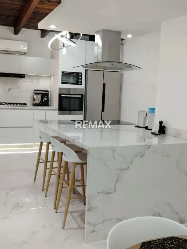 Venta de casas en Colinas de Santa Rosa - 3