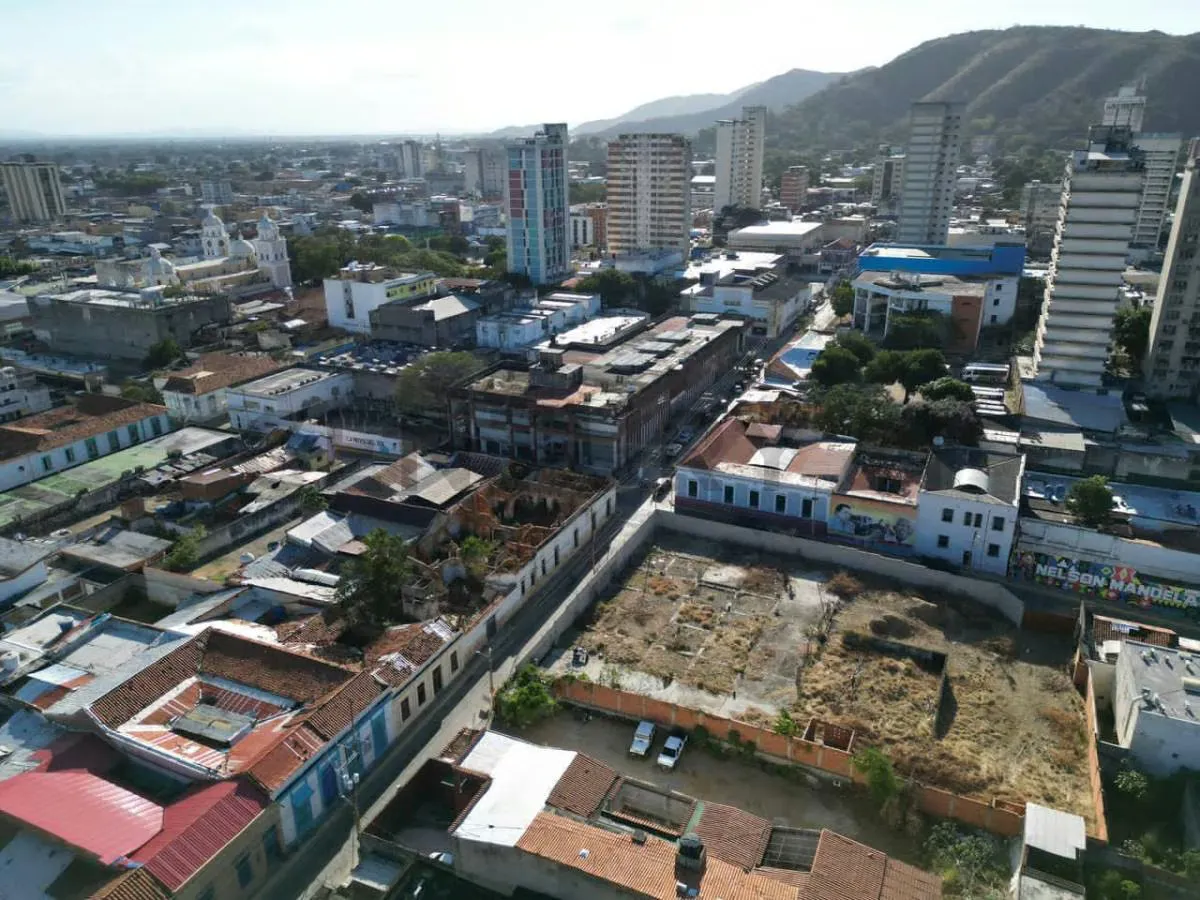 Terreno con Proyecto de Inversión en el Centro de Valencia - 6