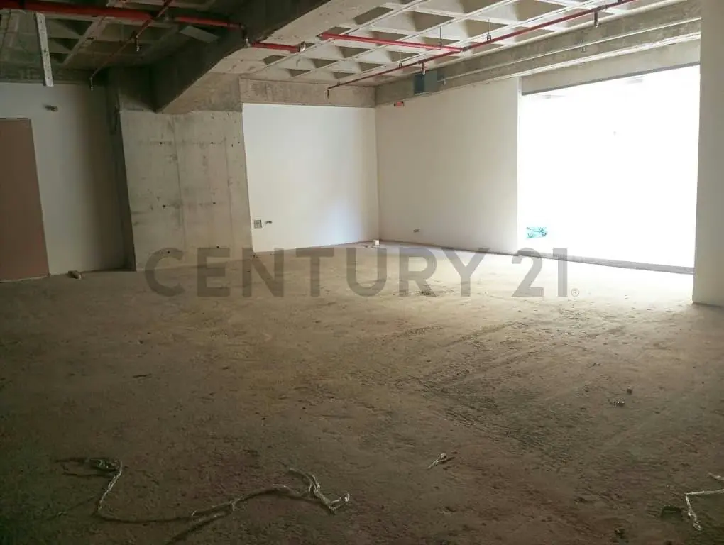 Local Comercial en Venta en Centro Empresarial La Esmeralda en Campo Alegre - 10