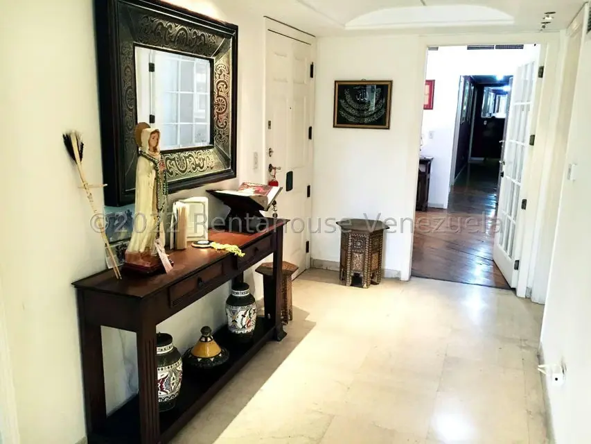 Apartamento (Multiples Niveles) en Venta en La Castellana, Distrito Metropolitano - 2