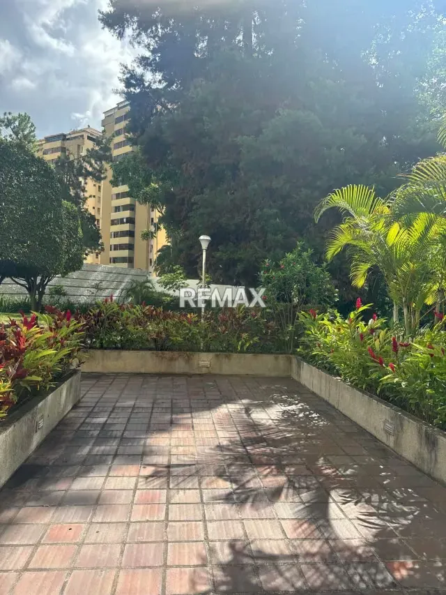 Venta de Apartamento en Manzanares Este. Residencia Bella Vista - 2