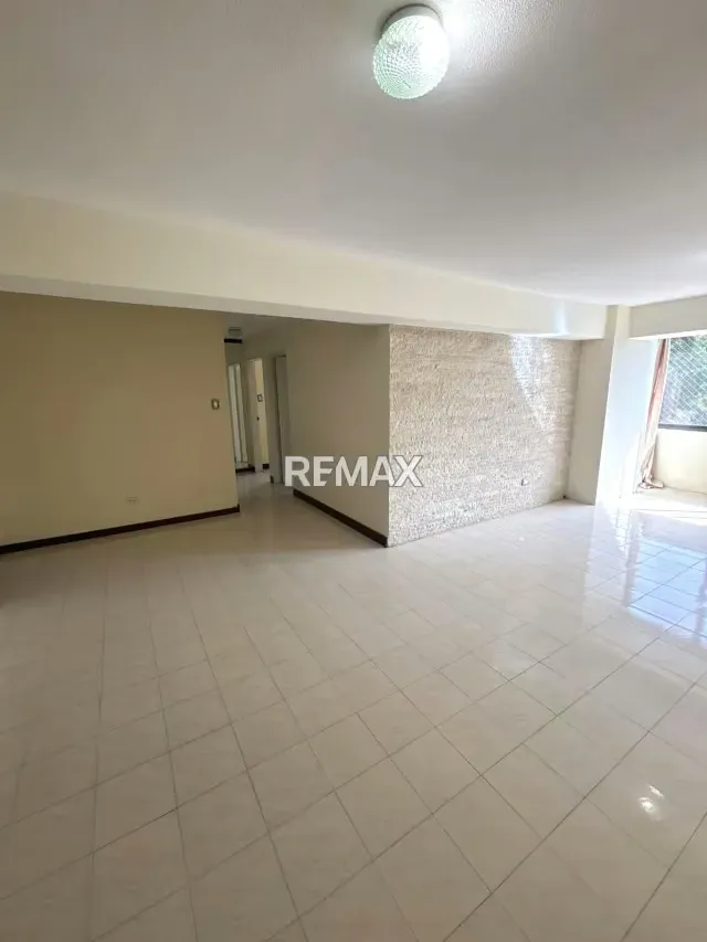 Venta de Apartamento en Manzanares Este. Residencia Bella Vista - 4