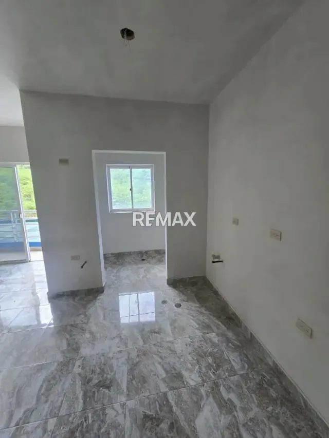 Venta Apartamento en Res. La Pedregosa - 15
