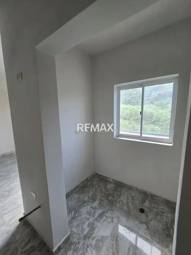 Venta Apartamento en Res. La Pedregosa - 6