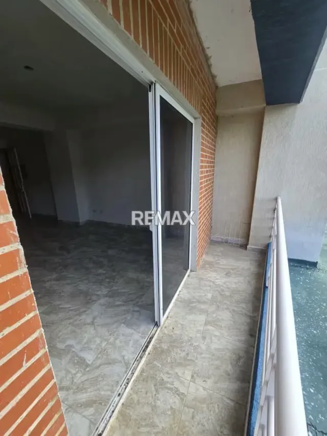 Venta Apartamento en Res. La Pedregosa - 8