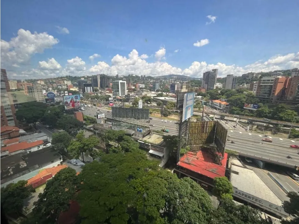 Se Vende Oficina 548m2 El Rosal 0701 - 2