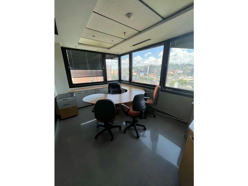 Se Vende Oficina 548m2 El Rosal 0701 - 15